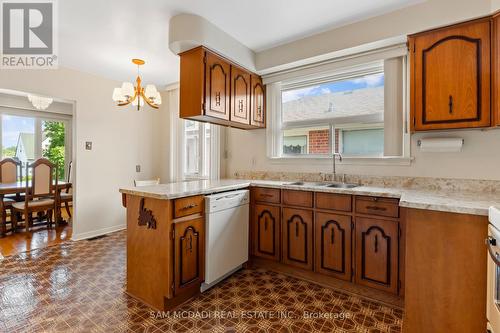 70 Frost Street, Toronto, ON - Indoor Photo Showing Kitchen With Double Sink
