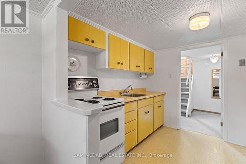 70 Frost Street, Toronto, ON - Indoor Photo Showing Kitchen