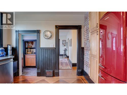 3102 Pleasant Valley Road, Vernon, BC - Indoor Photo Showing Other Room