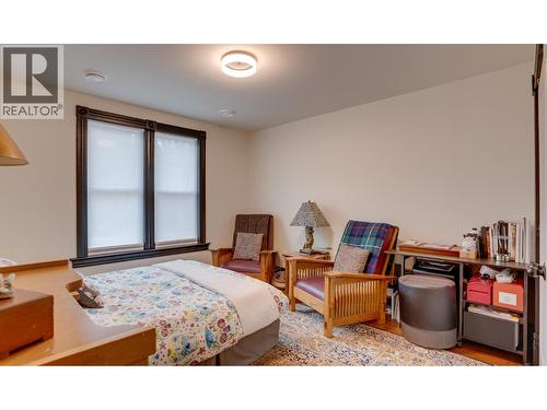 3102 Pleasant Valley Road, Vernon, BC - Indoor Photo Showing Bedroom