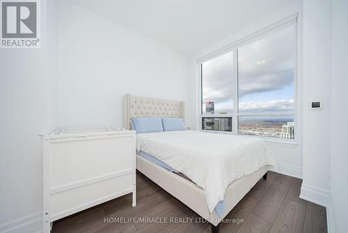 Ph01 - 30 Elm Drive, Mississauga, ON - Indoor Photo Showing Bedroom