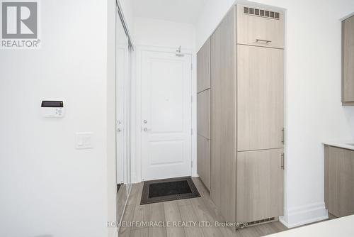 Ph01 - 30 Elm Drive, Mississauga, ON - Indoor Photo Showing Other Room