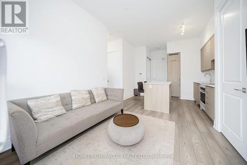 Ph01 - 30 Elm Drive, Mississauga, ON - Indoor