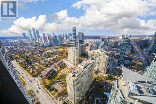 Ph01 - 30 Elm Drive, Mississauga, ON - Outdoor With View