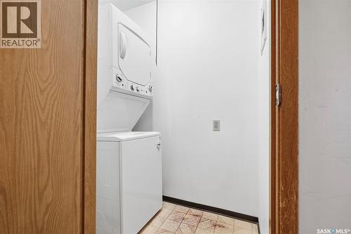 303 205 Kingsmere Boulevard, Saskatoon, SK - Indoor Photo Showing Laundry Room