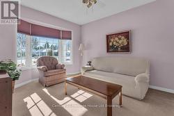 Front room bedroom or office - 