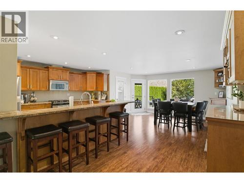 5996 Todd Hill Crescent, Kamloops, BC - Indoor