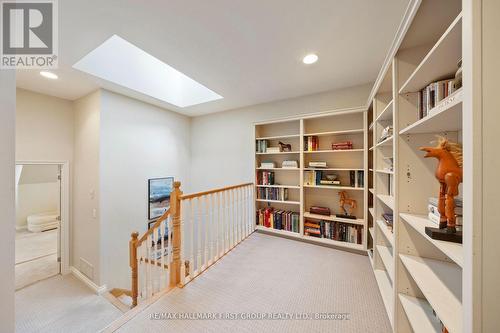 257 Roseland Crescent, Burlington, ON - Indoor Photo Showing Other Room