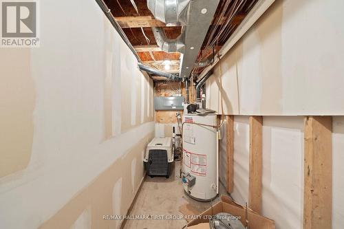 257 Roseland Crescent, Burlington, ON - Indoor