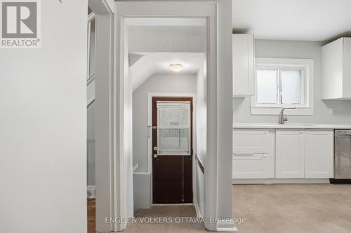 153 Hickory Street, Ottawa, ON - Indoor