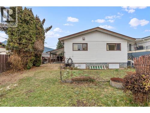 5350 73 Avenue Ne, Canoe, BC - Outdoor