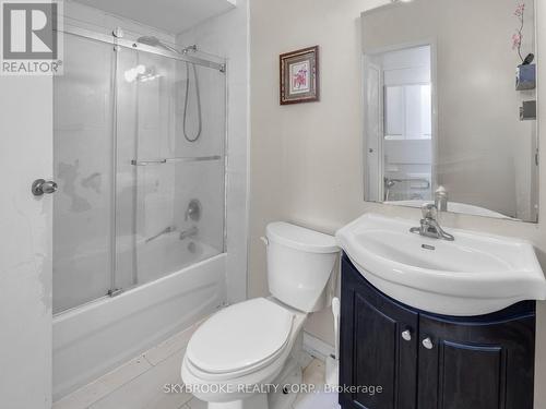 118 - 244 Milestone Crescent, Aurora, ON - Indoor Photo Showing Bathroom