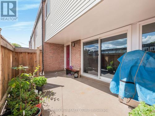 118 - 244 Milestone Crescent, Aurora, ON - Outdoor With Exterior