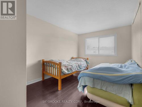 118 - 244 Milestone Crescent, Aurora, ON - Indoor Photo Showing Bedroom