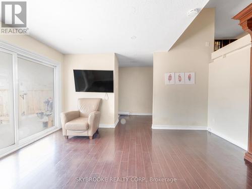 118 - 244 Milestone Crescent, Aurora, ON - Indoor Photo Showing Other Room