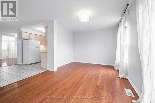 7160 Waldorf Way, Mississauga, ON - Indoor Photo Showing Other Room