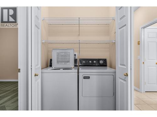 3360 Old Okanagan Highway Unit# 160, West Kelowna, BC - Indoor Photo Showing Laundry Room