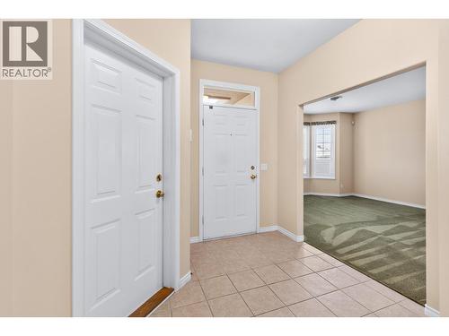 3360 Old Okanagan Highway Unit# 160, West Kelowna, BC - Indoor Photo Showing Other Room