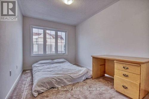 2476 Bromus Path, Oshawa, ON - Indoor Photo Showing Bedroom