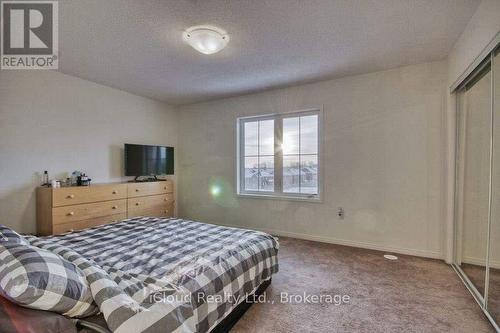 2476 Bromus Path, Oshawa, ON - Indoor Photo Showing Bedroom