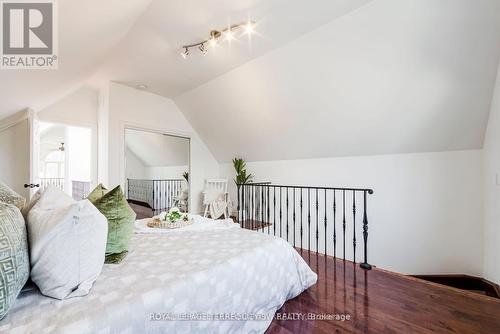 329 Lippincott Street, Toronto, ON - Indoor Photo Showing Bedroom
