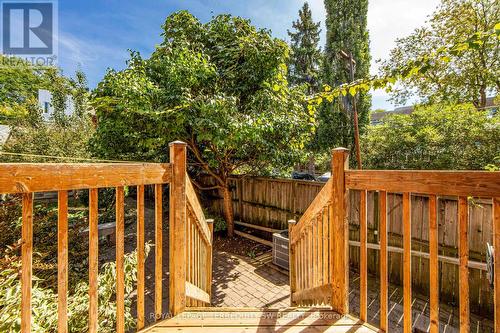 329 Lippincott Street, Toronto, ON - Outdoor