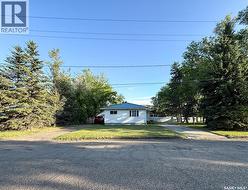 610 Railway STREET  Eastend, SK S0N 0T0