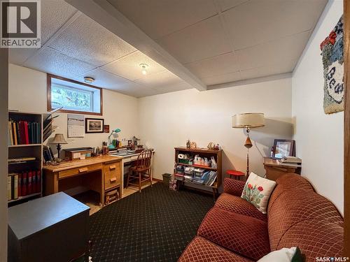 610 Railway Street, Eastend, SK - Indoor