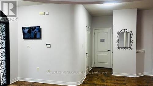 185 Jefferson Forest Drive, Richmond Hill, ON - Indoor Photo Showing Other Room