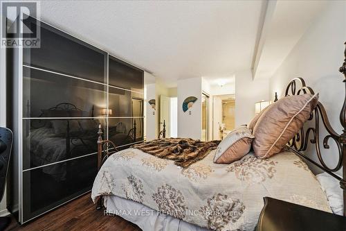 2701 - 8 Lisa Street, Brampton, ON - Indoor Photo Showing Bedroom
