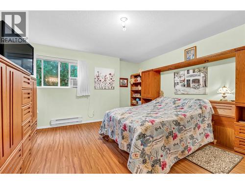 202 Edmonton Avenue Unit# 202, Penticton, BC - Indoor Photo Showing Bedroom