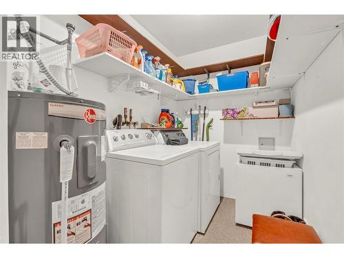 202 Edmonton Avenue Unit# 202, Penticton, BC - Indoor Photo Showing Laundry Room