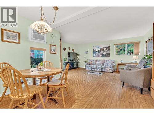 202 Edmonton Avenue Unit# 202, Penticton, BC - Indoor Photo Showing Dining Room