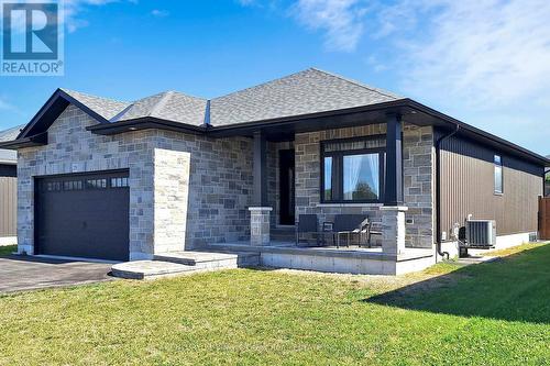 29 Gavin Crescent, Quinte West, ON - Outdoor With Deck Patio Veranda