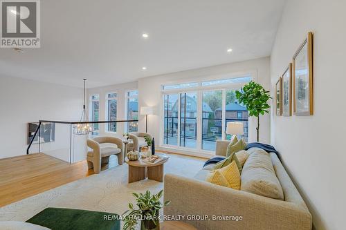 14 Thornton Avenue, Ottawa, ON - Indoor Photo Showing Other Room