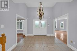 Foyer - 