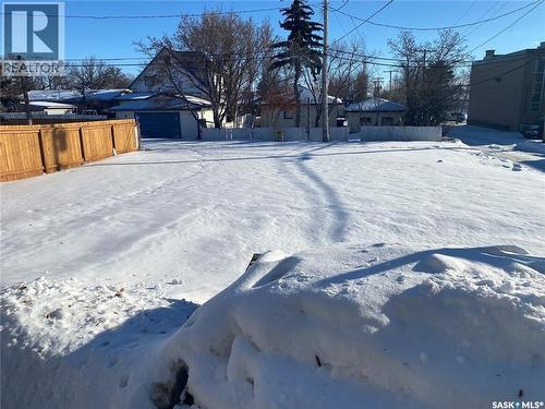 107 5Th Avenue E, Kindersley, SK - Outdoor