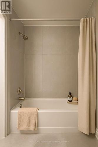 418 Lambton Street, Brighton, ON - Indoor Photo Showing Bathroom