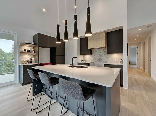 Cuisine - 1116 Ch. Du Massif, Piedmont, QC - Indoor Photo Showing Kitchen With Upgraded Kitchen