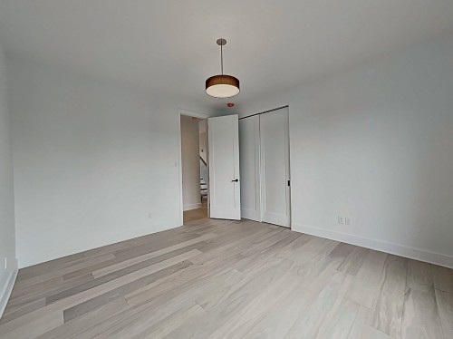 Chambre à coucher - 1116 Ch. Du Massif, Piedmont, QC - Indoor Photo Showing Other Room