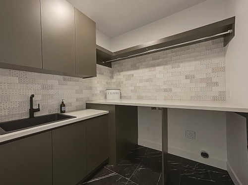 Salle de lavage - 1116 Ch. Du Massif, Piedmont, QC - Indoor