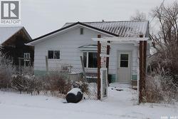 210 1st AVENUE  Sutton Rm No. 103, SK S0H 1X0