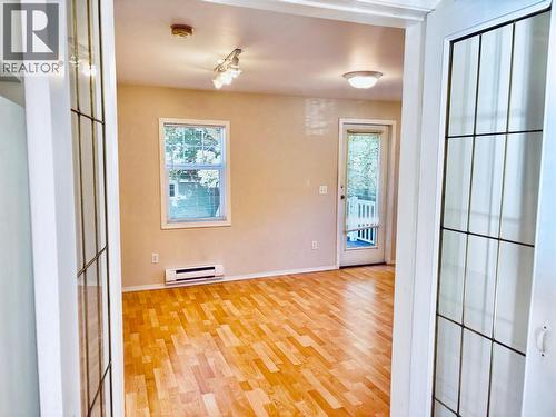 Entrance to Living Room - 501 Arthur Street, Slocan, BC - Indoor Photo Showing Other Room