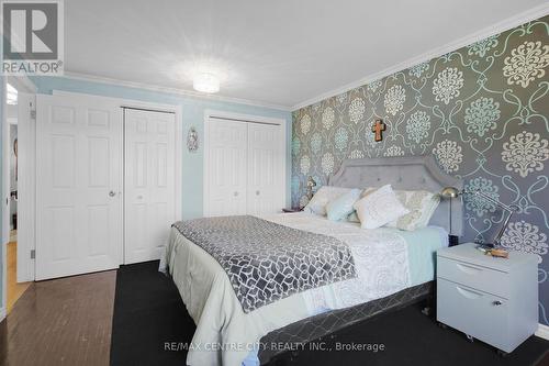 2103 Fanshawe Park Road W, Middlesex Centre, ON - Indoor Photo Showing Bedroom