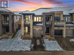 376 WHEAT BOOM DRIVE  Oakville, ON L6H 0R4