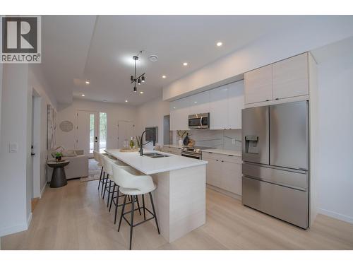 9188 Tronson Road Unit# 6, Vernon, BC - Indoor Photo Showing Kitchen With Upgraded Kitchen