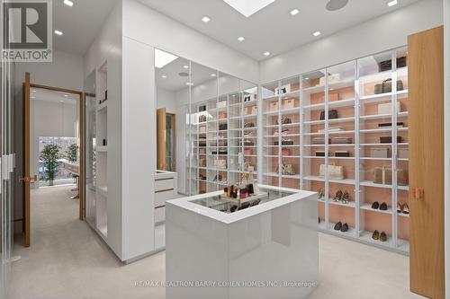 210 Glenayr Road, Toronto, ON - Indoor Photo Showing Other Room