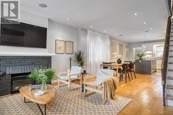 38 HALTON STREET  Toronto, ON M6J 1R3