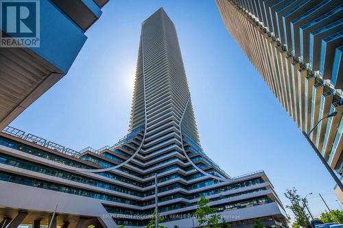 Ph-07 - 30 Shore Breeze Drive, Toronto, ON - Outdoor