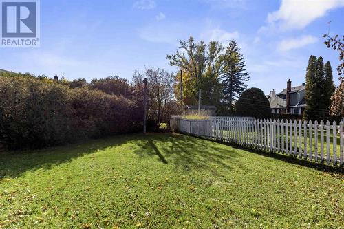 183 Upton Rd, Sault Ste. Marie, ON - Outdoor